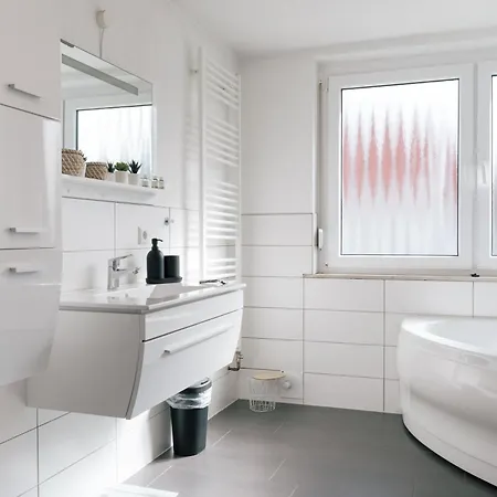 Apartment Feriendomizilaufderzollernalb *